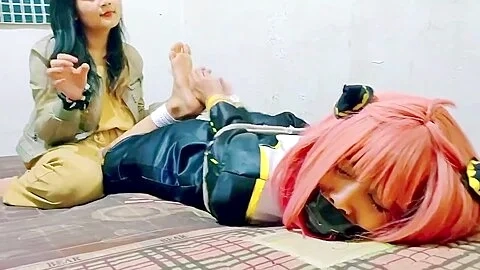Anya Cosplay Bondage